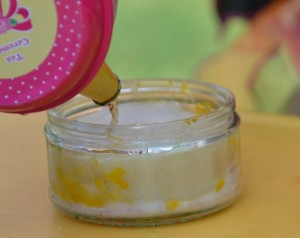 Amazing Baking Soda Experiments - Science Experiments for Kids