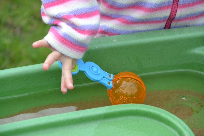 Handy Scooper from Learning Resources