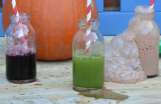 Witchy bubbly drinks science experiment