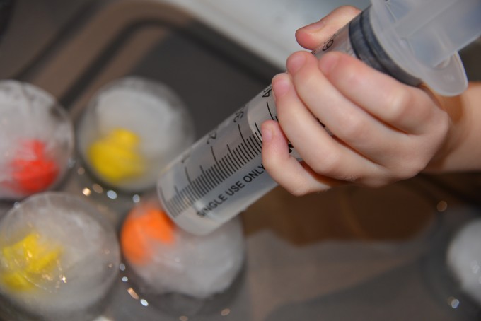 syringe and ice