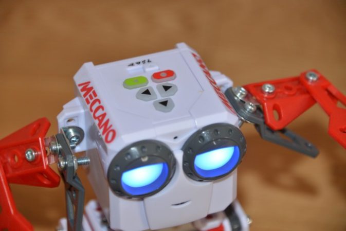 Micronoid Robot from Meccano