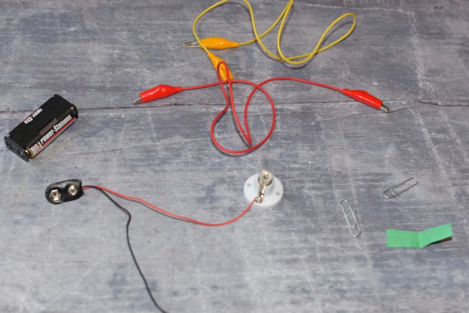How To Make Simple Electric Circuit With Switch