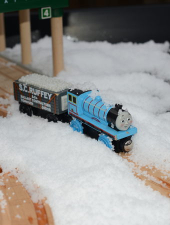 Insta snow Powder - Thomas the Tank Engine