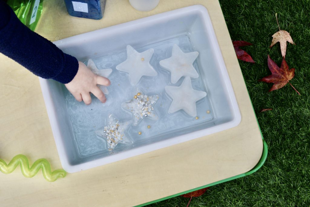 Frozen star shaped ice - ice activity for kids #ChristmasScience