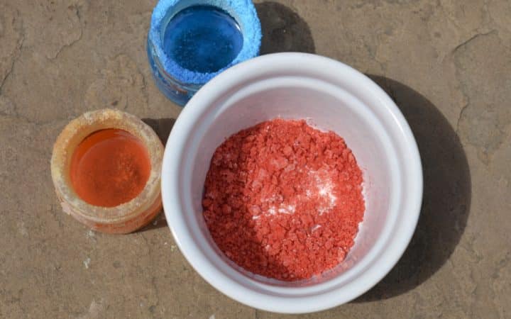 coloured salt