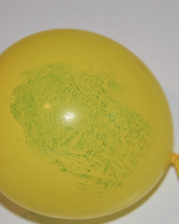 Balloon with a fingerprint for a fingerprint experiment for kids