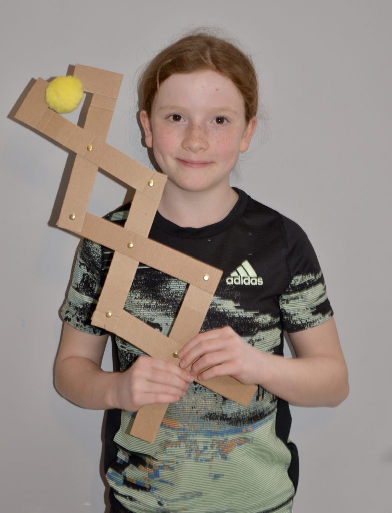 Homemade articulated grabber made from cardboard