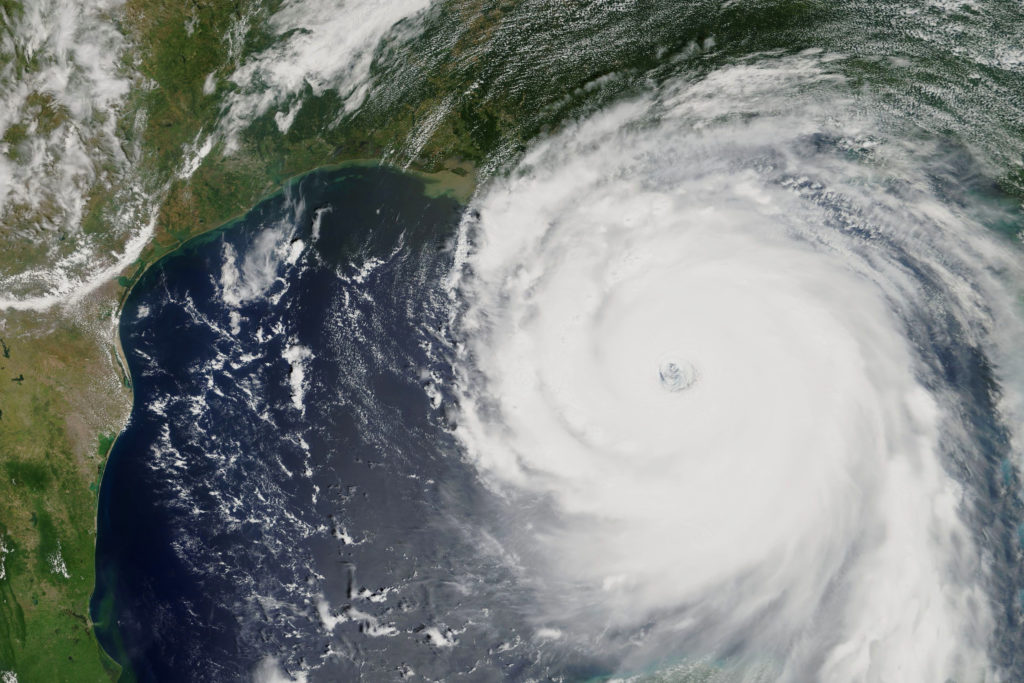Image of hurricane Katrina heading towards New Orleans