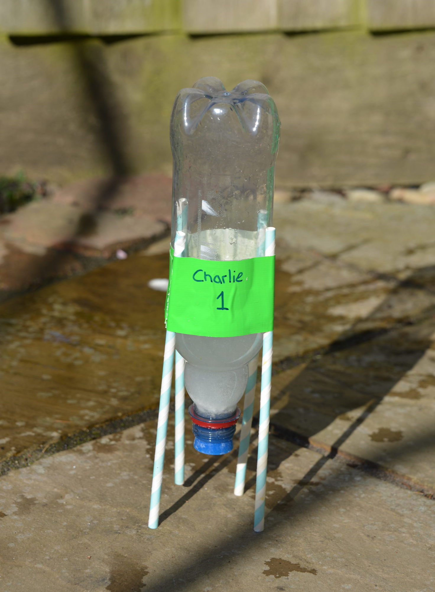 This Kit Lets You Make Rockets Out Of Water Bottles