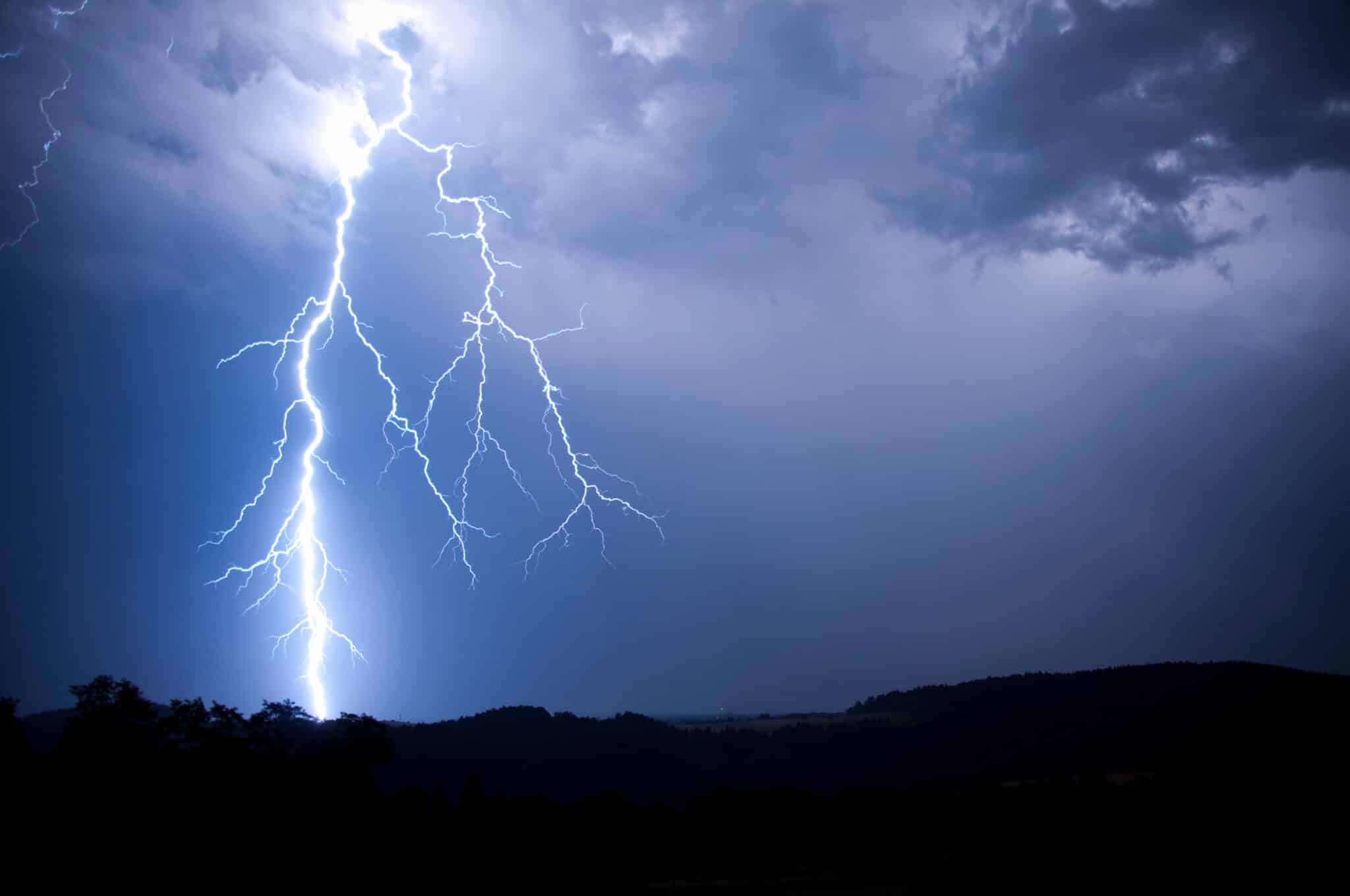 The Science Behind 10 Everyday Phenomena